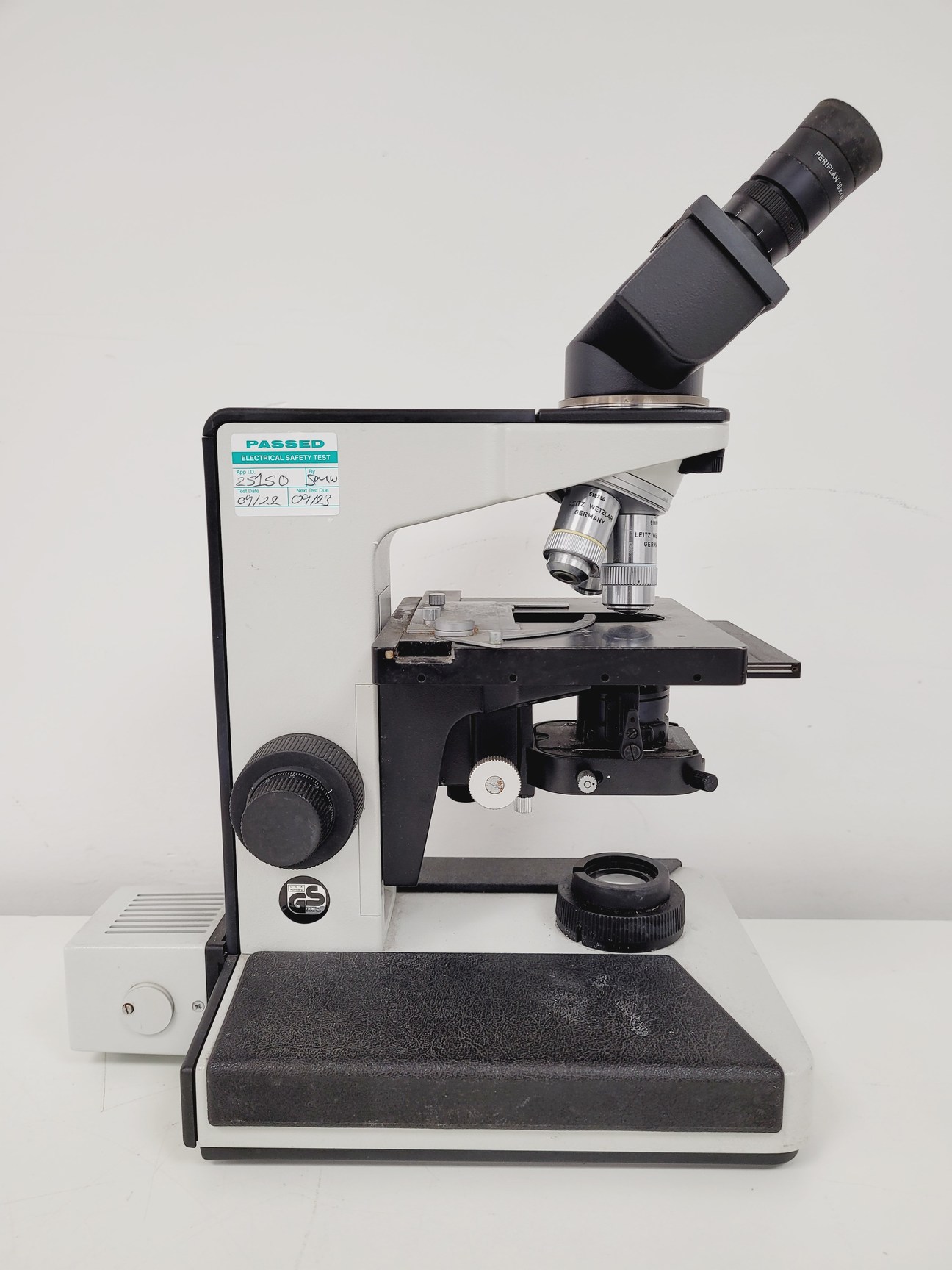 Image of Leitz Laborlux S Microscope 020-505.030 with 3 x Objectives - PHACO EF PLAN Lab
