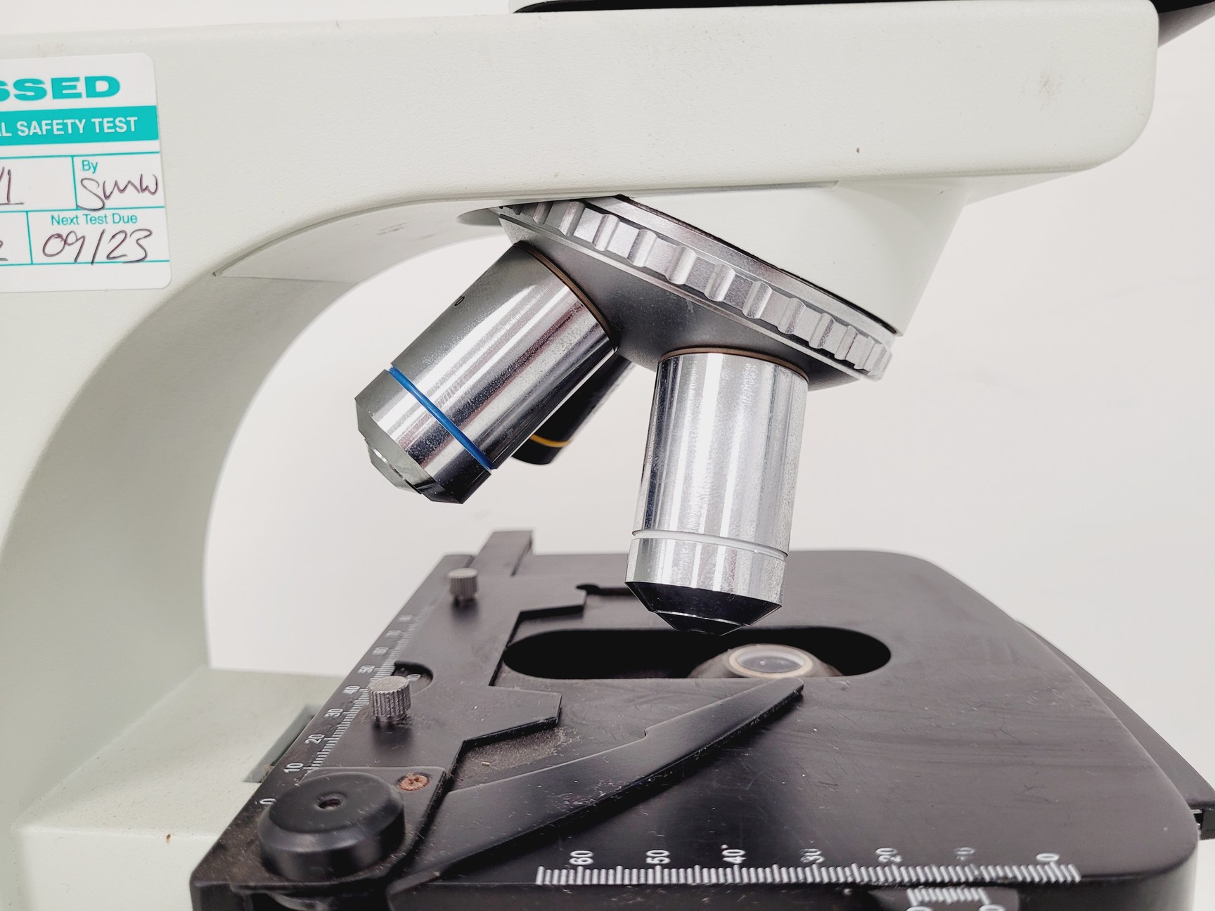 Image of Kozo XTS 900-T Laboratory  Microscope with 4 x PLAN Objectives Lab