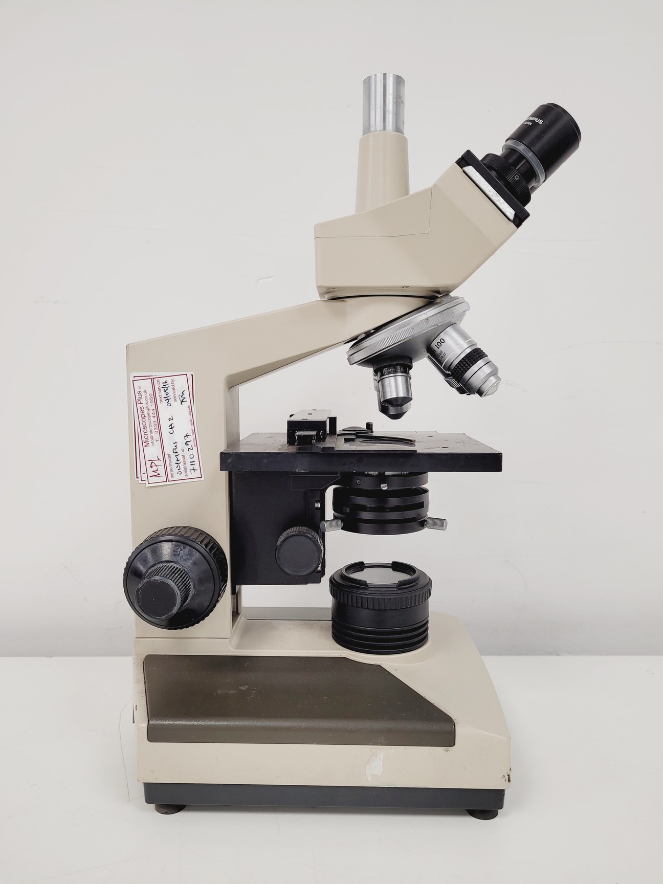 Image of Olympus CH-2 CHS Compound Laboratory Microscope with 4 x Objectives Lab