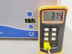 Thumbnail image of Fisherbrand Heating Water Bath  Model FB60305 with Lid Lab