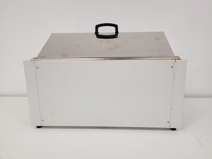 Thumbnail image of Fisherbrand Heating Water Bath  Model FB60305 with Lid Lab