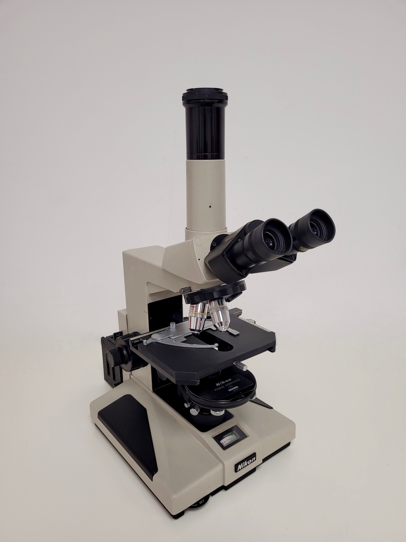 Image of Nikon Optiphot Microscope with 3 x Objectives - Ph 3 DL, Ph1, 4/0.1 160/- Lab
