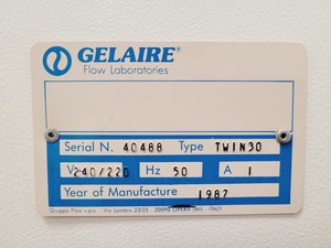 Thumbnail image of Gelaire Laminarflow Twin 30 Laminar Flow Cabinet Lab