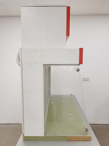 Thumbnail image of Microflow Benchtop Laminar Flow Cabinet - L127cm x W69cm x H134cm Lab
