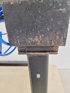 Thumbnail image of Vibration Isolation Laboratory Optics Table - 87cm x 59cm x 73cm LWH Lab