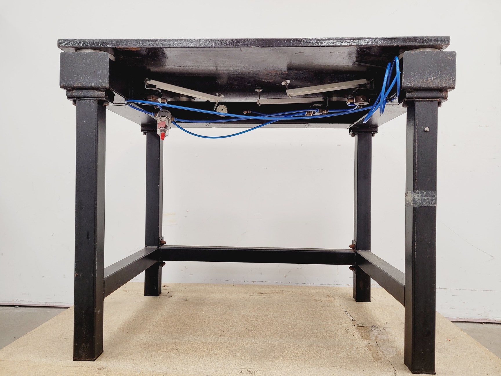 Image of Vibration Isolation Laboratory Optics Table - 87cm x 59cm x 73cm LWH Lab