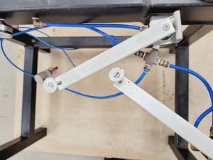 Thumbnail image of Vibration Isolation Laboratory Optics Table - 87cm x 59cm x 73cm LWH Lab