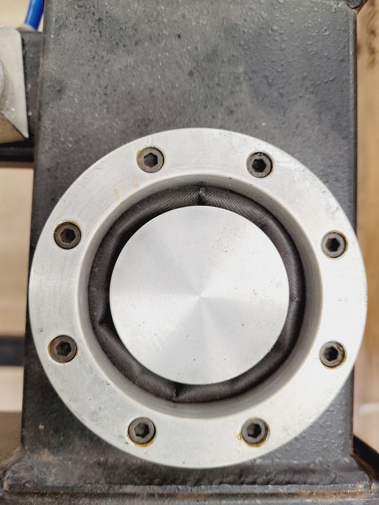 Image of Vibration Isolation Laboratory Optics Table - 87cm x 59cm x 73cm LWH Lab