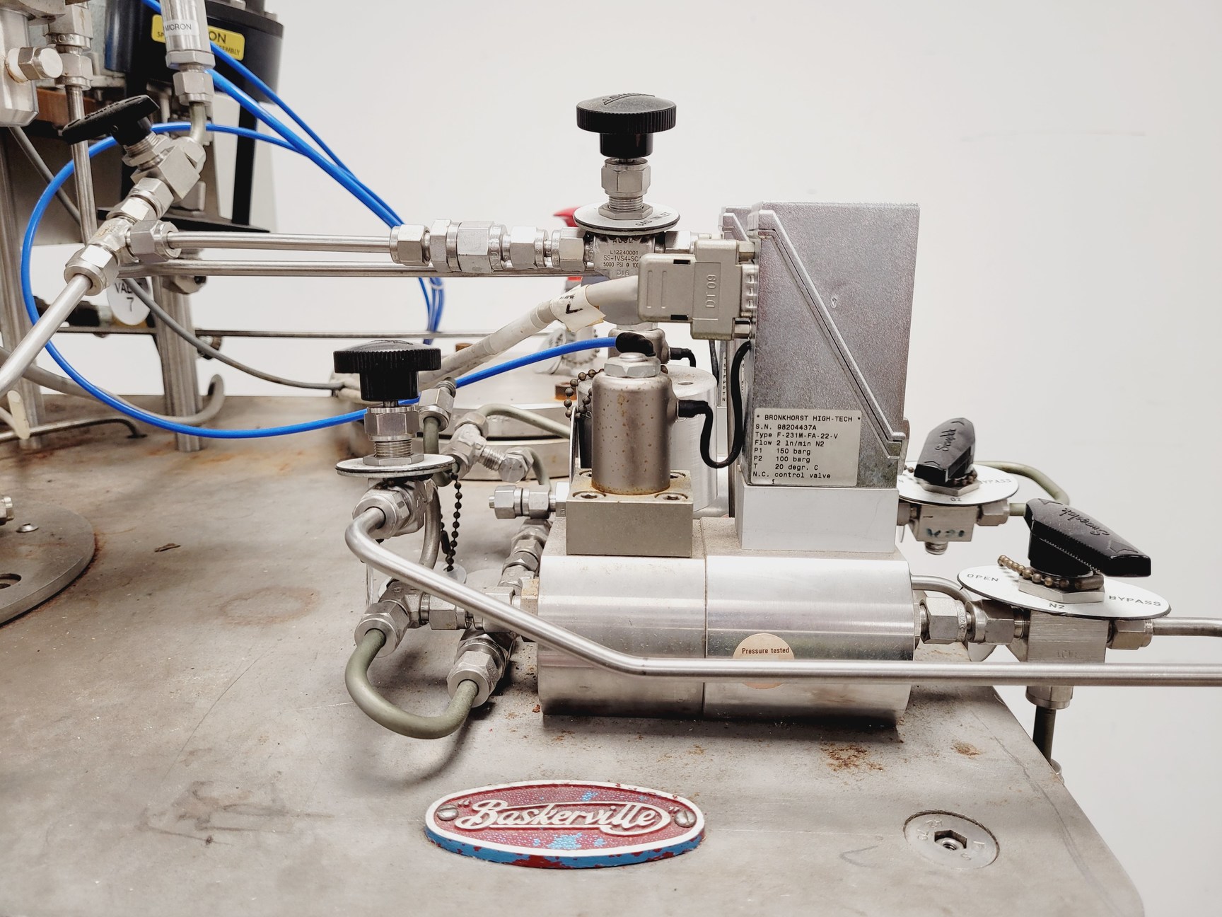 Image of Baskerville Hastelloy 265 Reactor System with Control Box Lab