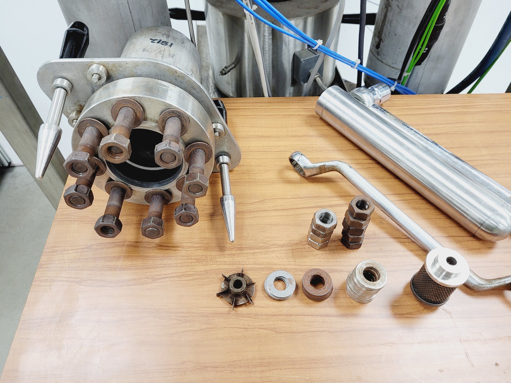 Image of Baskerville Hastelloy 265 Reactor System with Control Box Lab