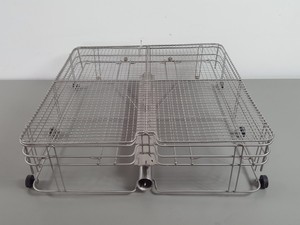 Thumbnail image of Lancer 1400LX Laboratory Glasswasher w/ Racking Lab