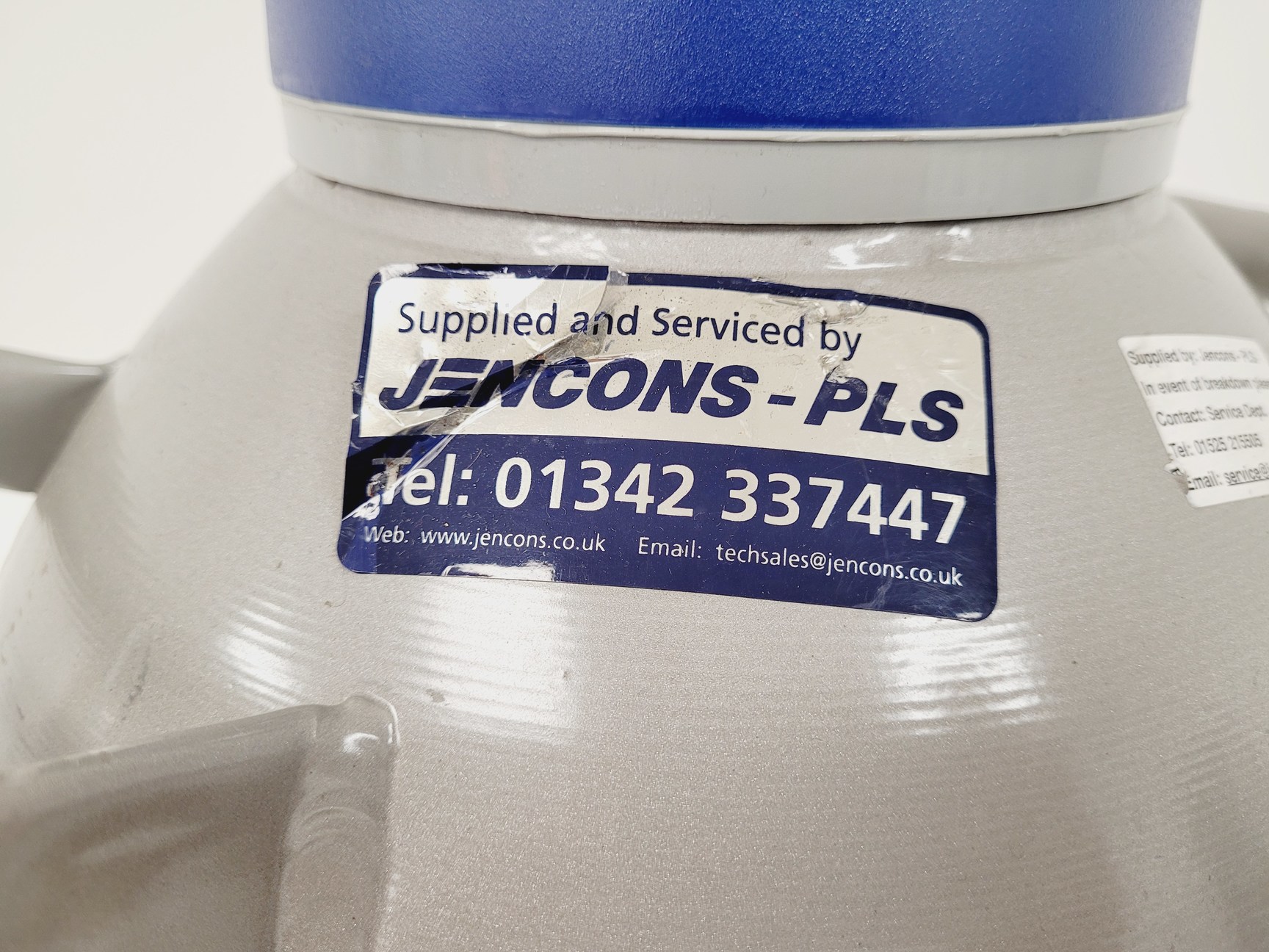 Image of Taylor-Wharton Jencons Liquid Nitrogen Dewar LD25 Lab