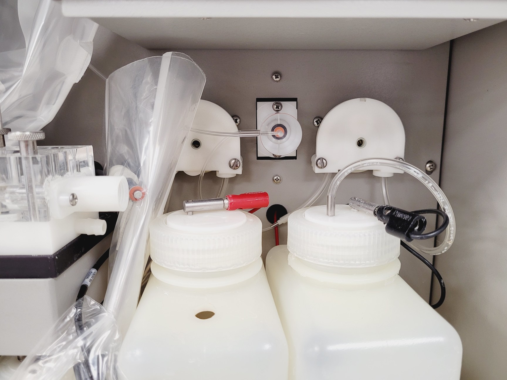 Image of YSI 2300 Stat  Blood Glucose and Lactate Analyser 2300D Lab