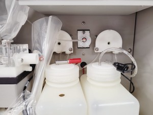 Thumbnail image of YSI 2300 Stat  Blood Glucose and Lactate Analyser 2300D Lab