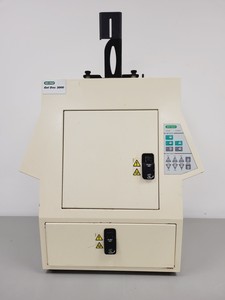 Thumbnail image of Bio-Rad Gel Doc 2000 Universal Hood UV Gel Imaging System Lab