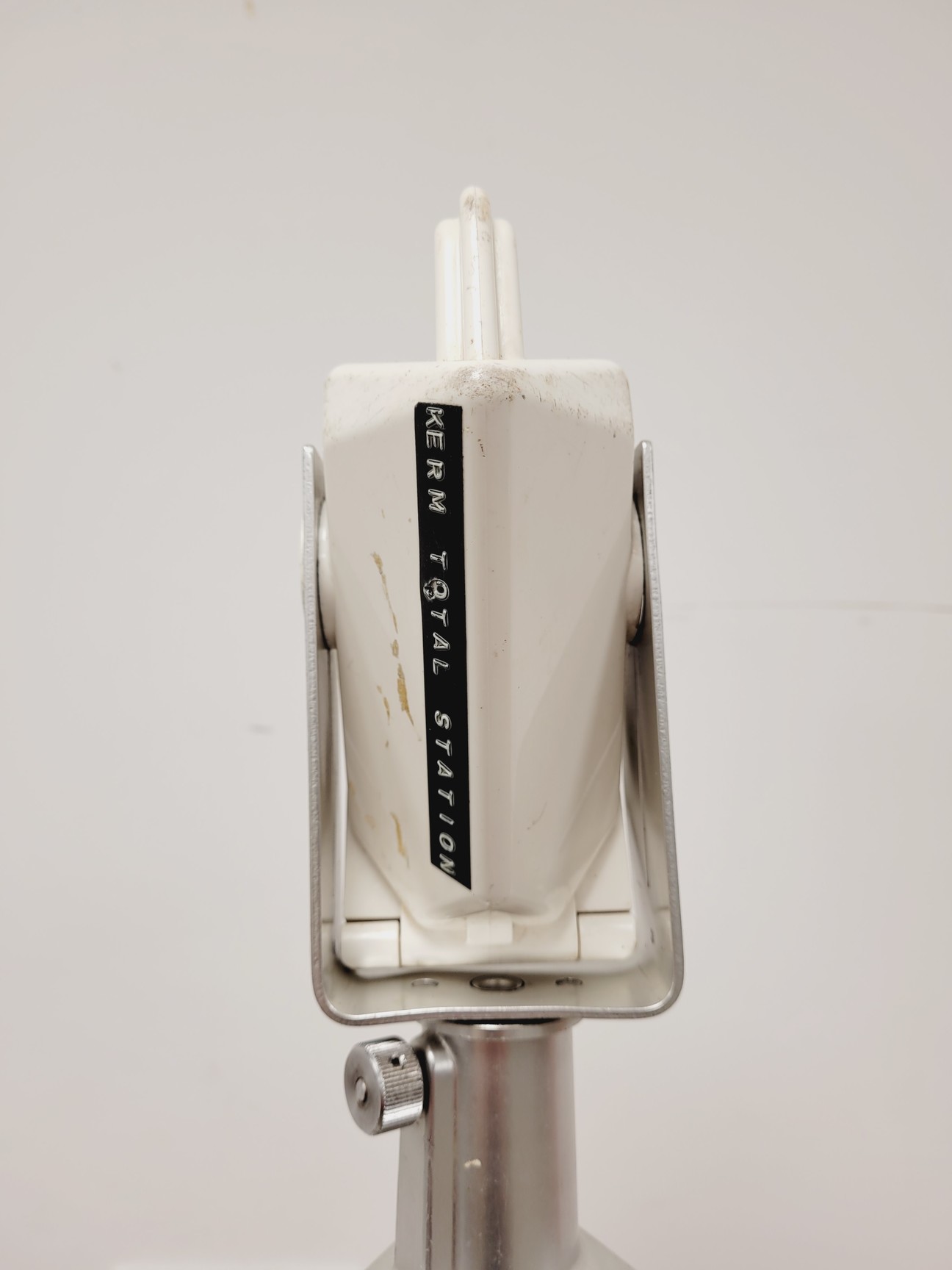 Image of 2 x Kern Swiss Tripods & Reflector Prisms