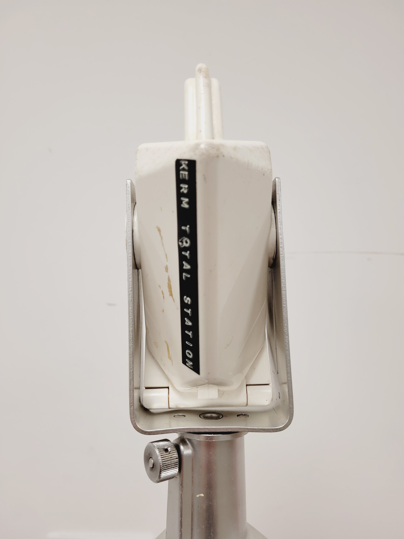 Image of 2 x Kern Swiss Tripods & Reflector Prisms