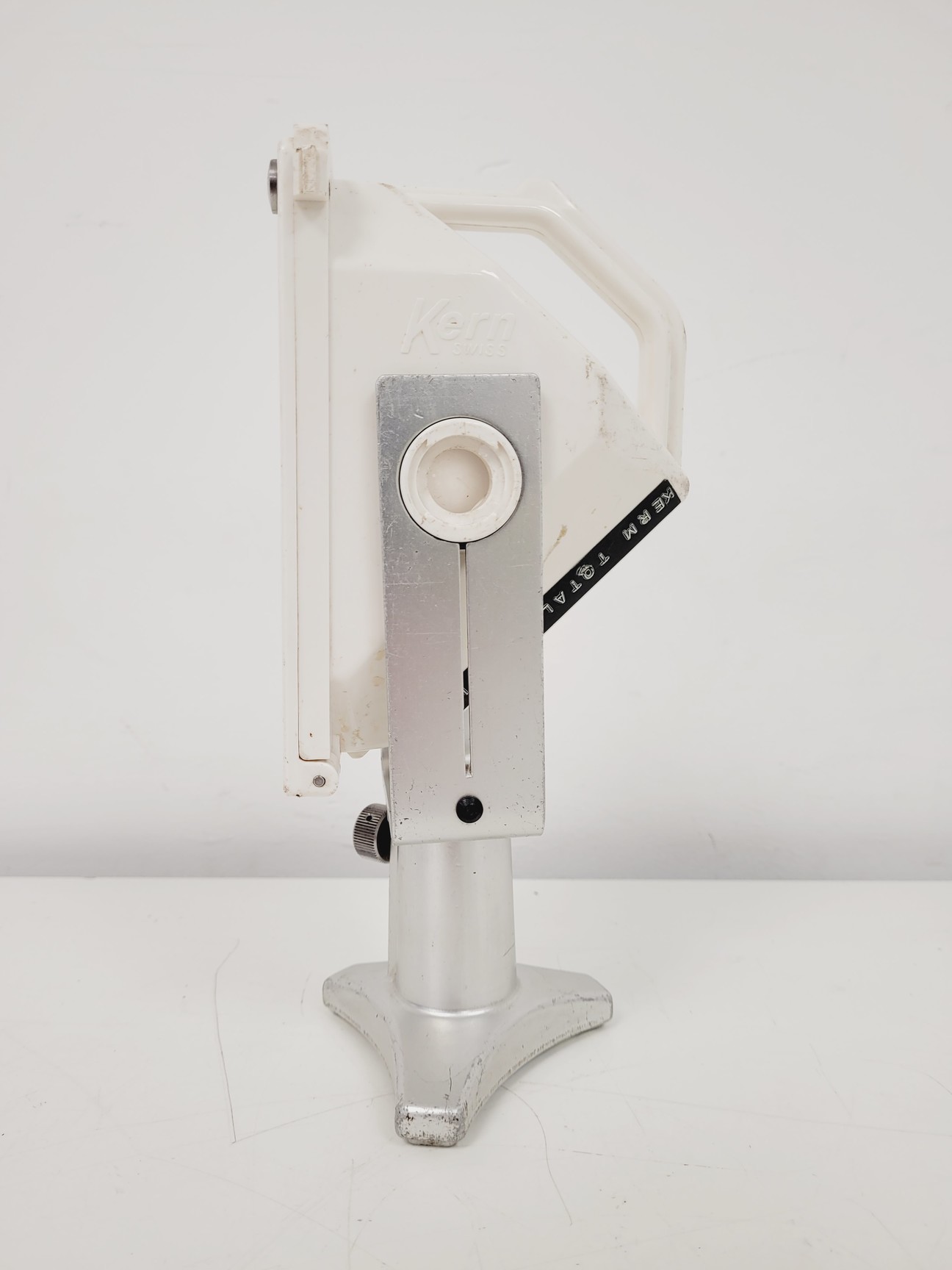 Image of 2 x Kern Swiss Tripods & Reflector Prisms