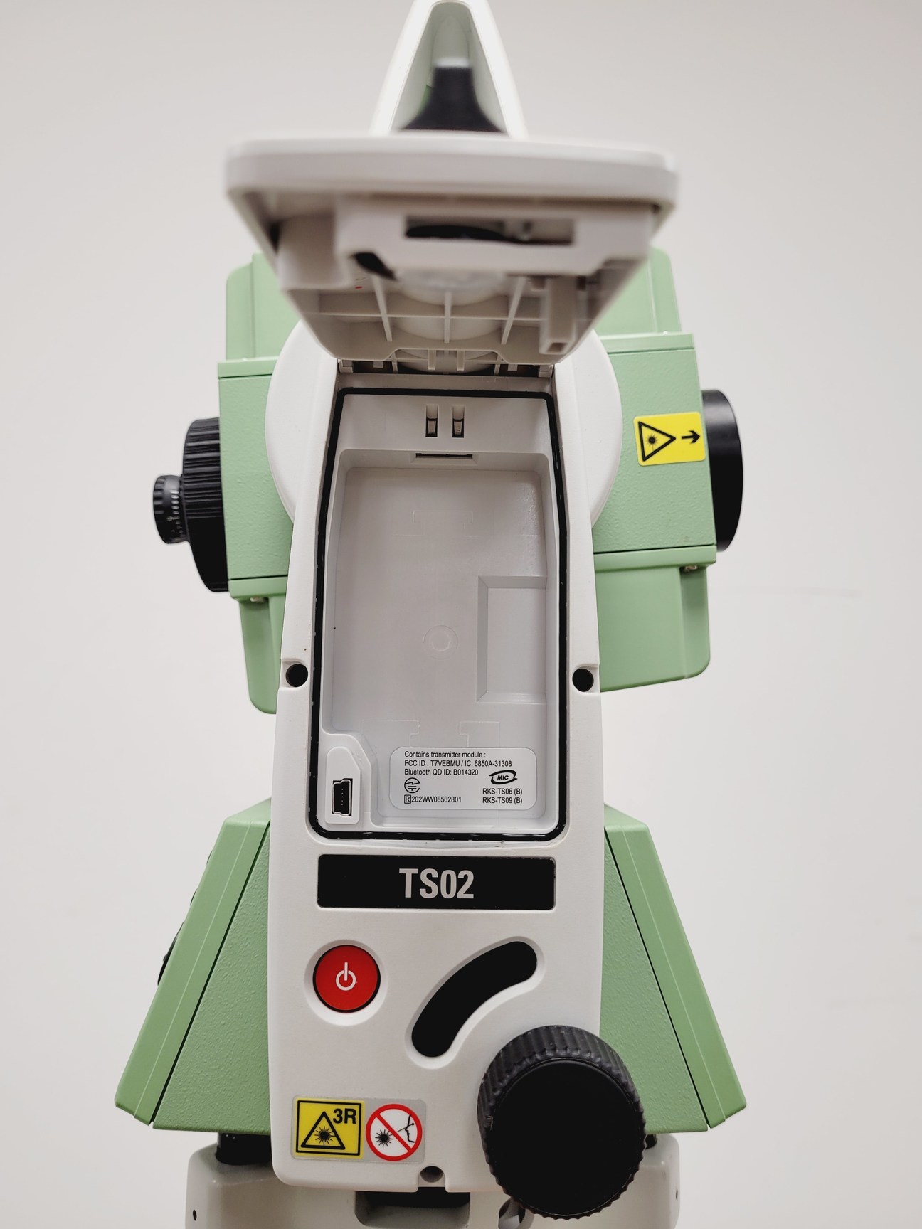 Image of Leica Theodolite Model TSO2 Ultra- 7 with Nedo Surveying Tripod - Faulty