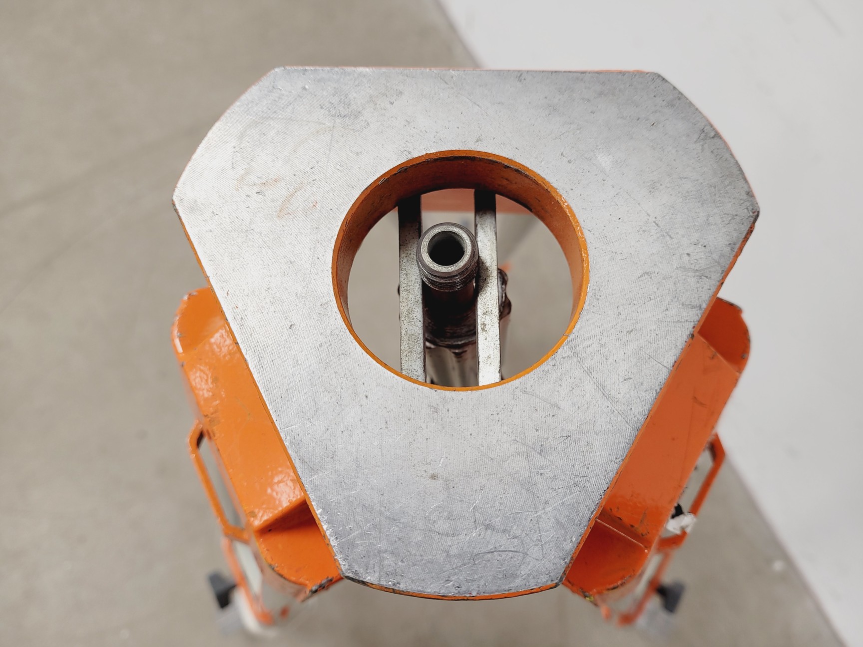 Image of Leica Theodolite Model TSO2 Ultra- 7 with Nedo Surveying Tripod - Faulty
