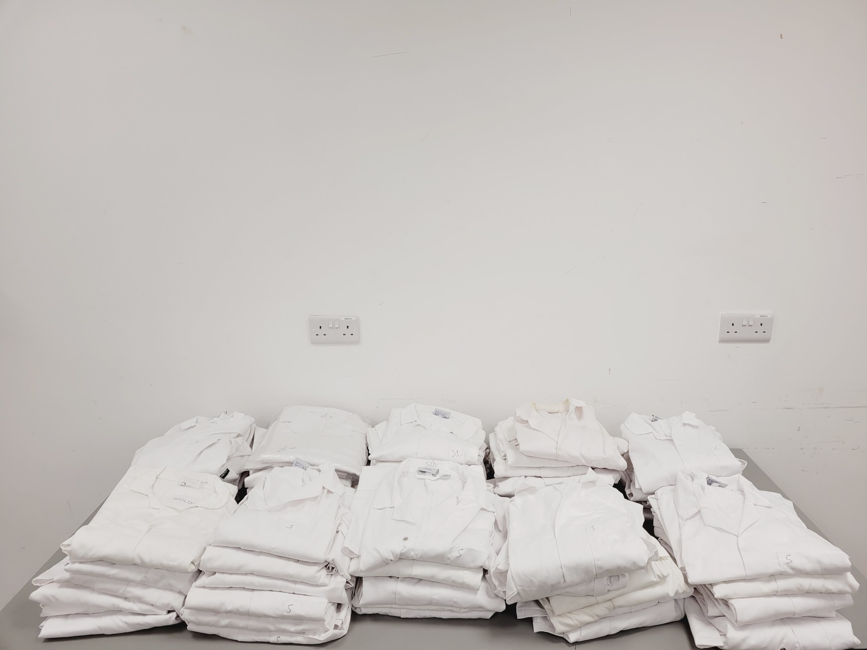 Image of 70 x Portwest Lab Coats Laboratory White - Mixed Sizes