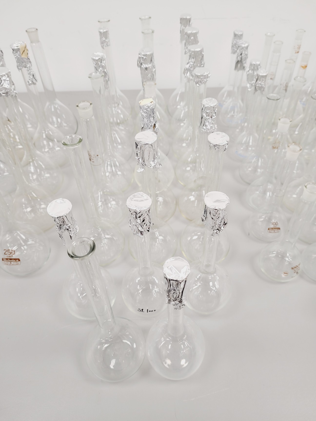 Image of Large Lot of Volumetric Laboratory Flasks - Various Sizes - 50-1000ml Lab
