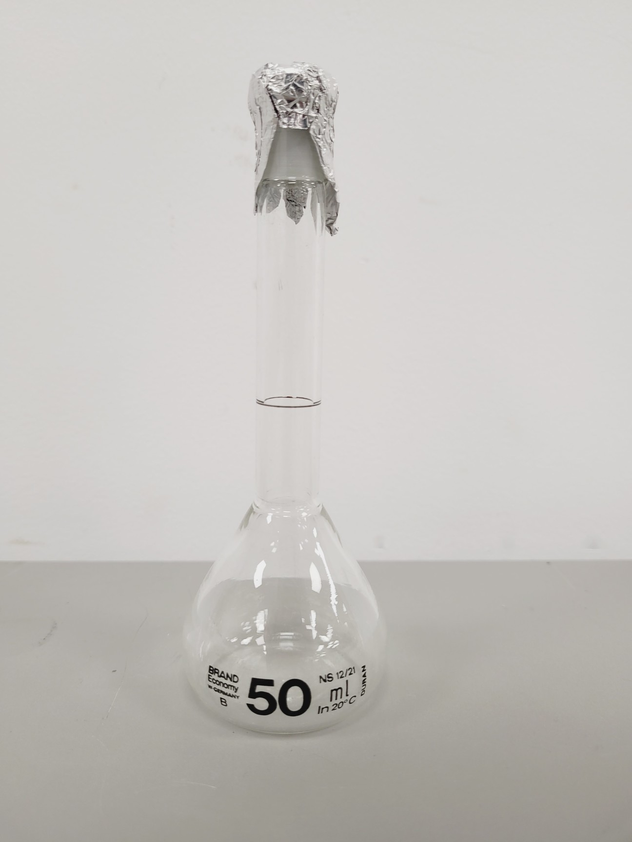 Image of Large Lot of Volumetric Laboratory Flasks - Various Sizes - 50-1000ml Lab