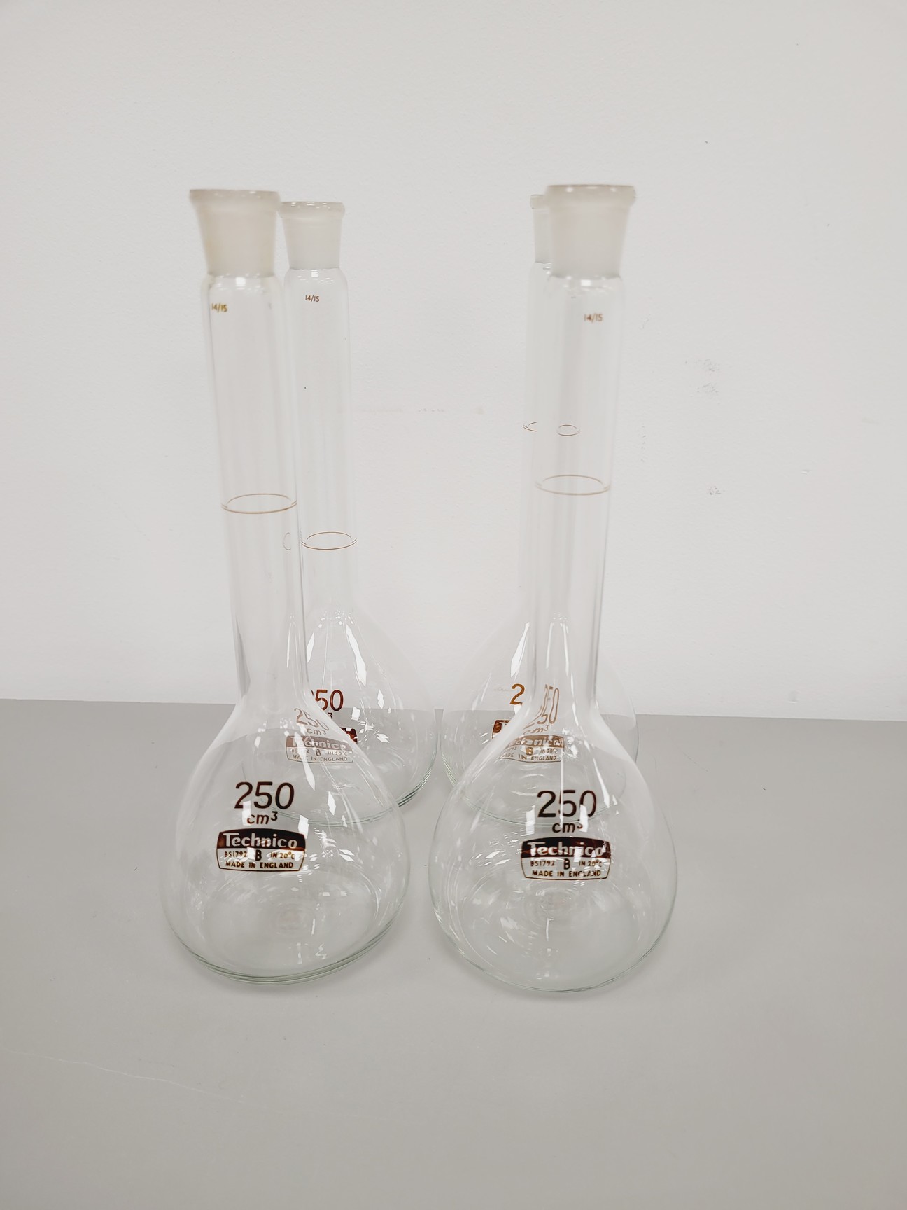 Image of Large Lot of Volumetric Laboratory Flasks - Various Sizes - 50-1000ml Lab