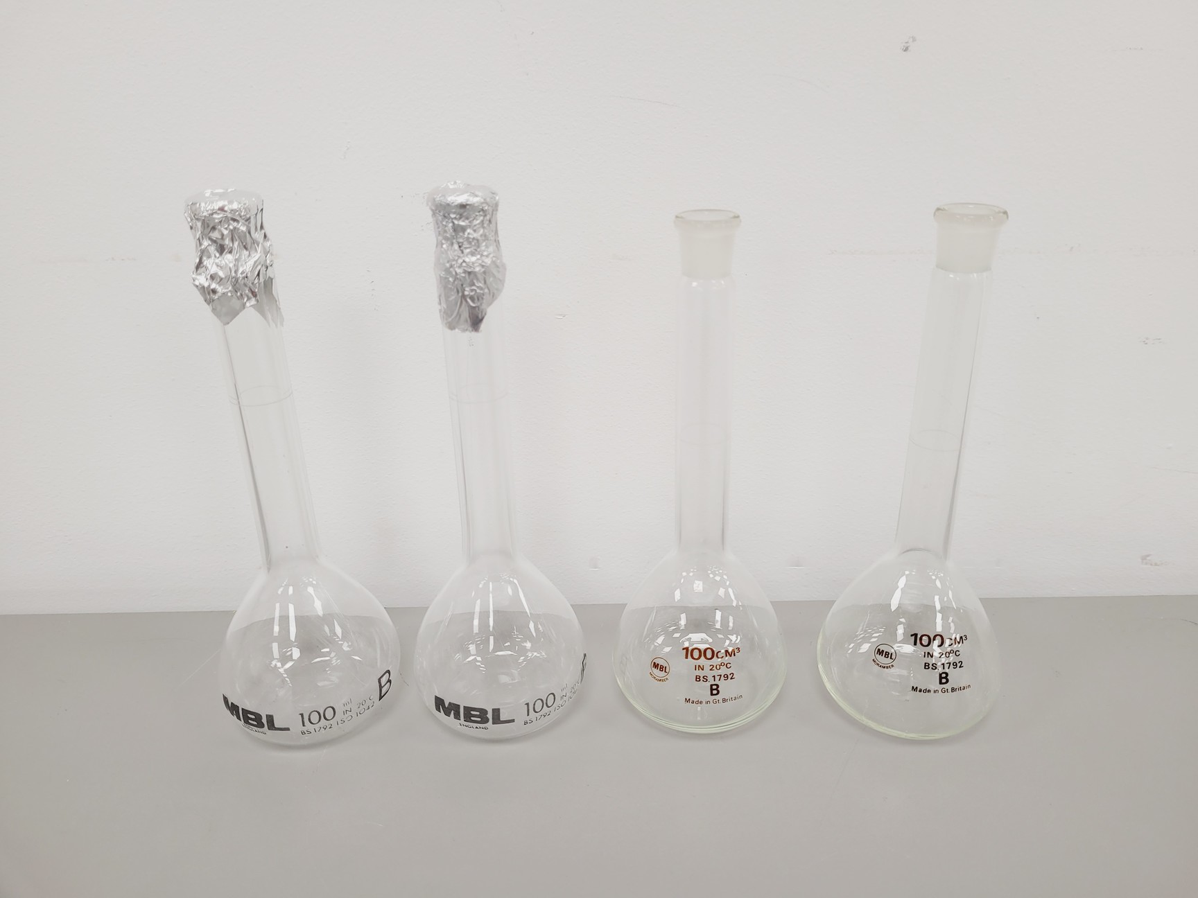 Image of Large Lot of Volumetric Laboratory Flasks - Various Sizes - 50-1000ml Lab