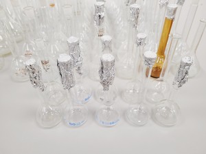 Thumbnail image of Large Lot of Volumetric Laboratory Flasks - Various Sizes - 50-1000ml Lab