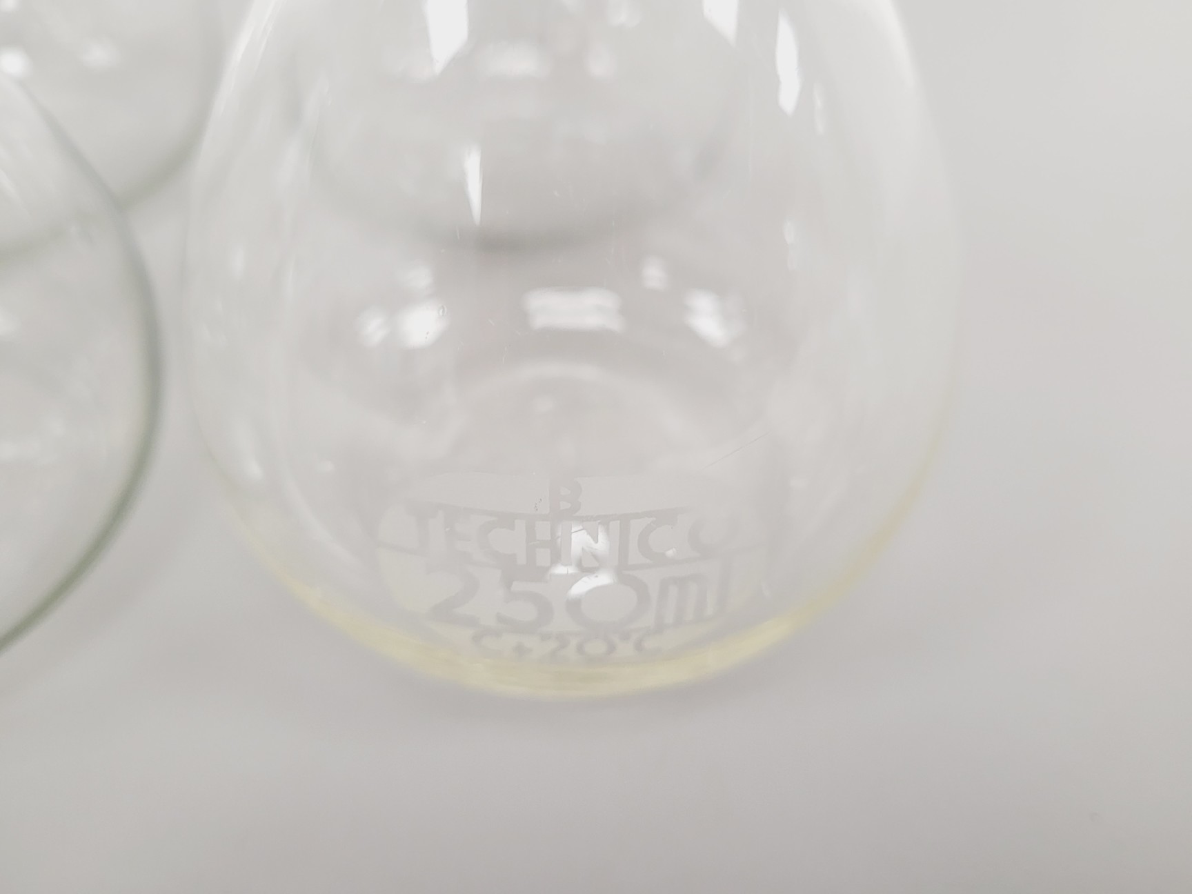 Image of Large Lot of Volumetric Laboratory Flasks - Various Sizes - 50-1000ml Lab