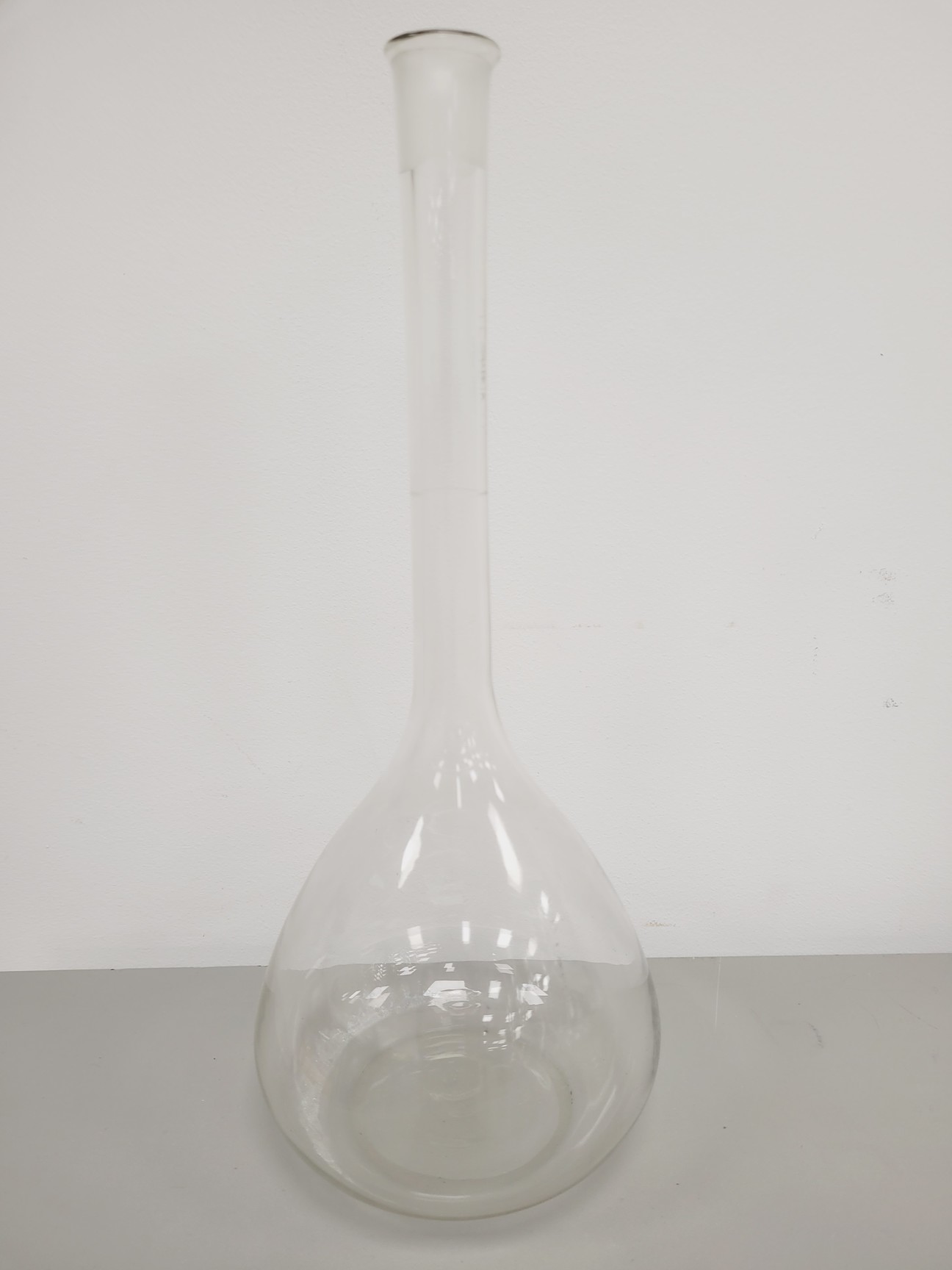 Image of Large Lot of Volumetric Laboratory Flasks - Various Sizes - 50-1000ml Lab