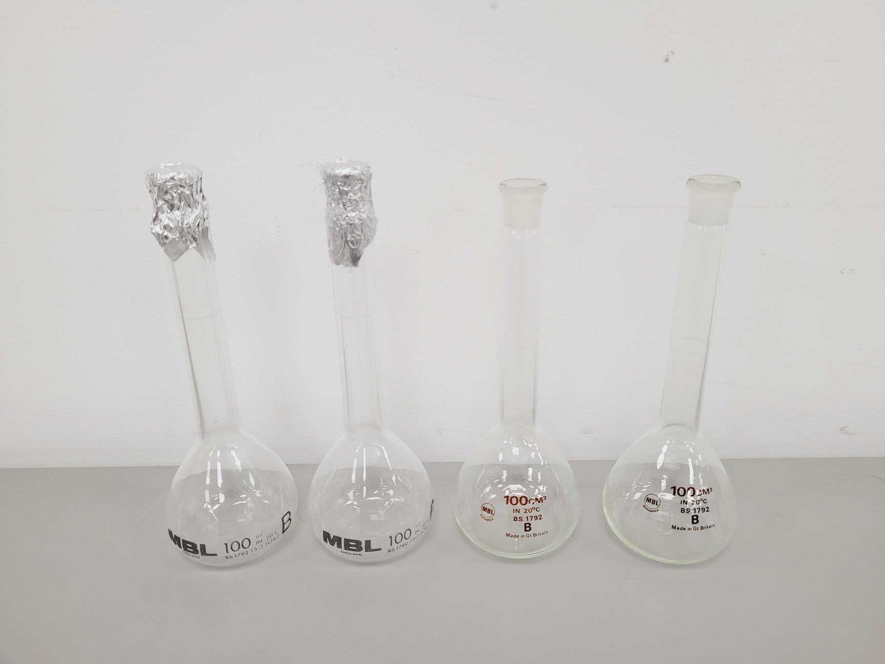 Image of Large Lot of Volumetric Laboratory Flasks - Various Sizes - 50-1000ml Lab