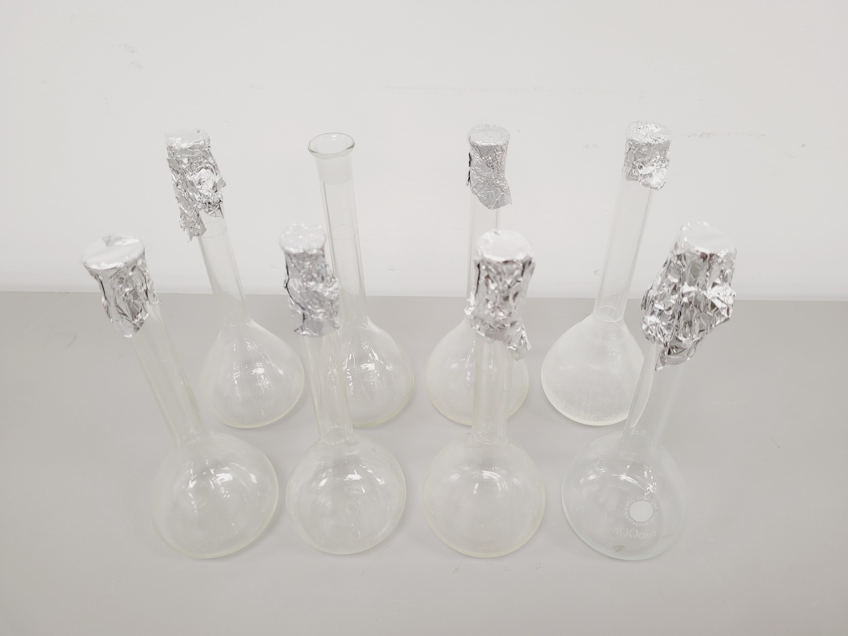 Image of Large Lot of Volumetric Laboratory Flasks - Various Sizes - 50-1000ml Lab