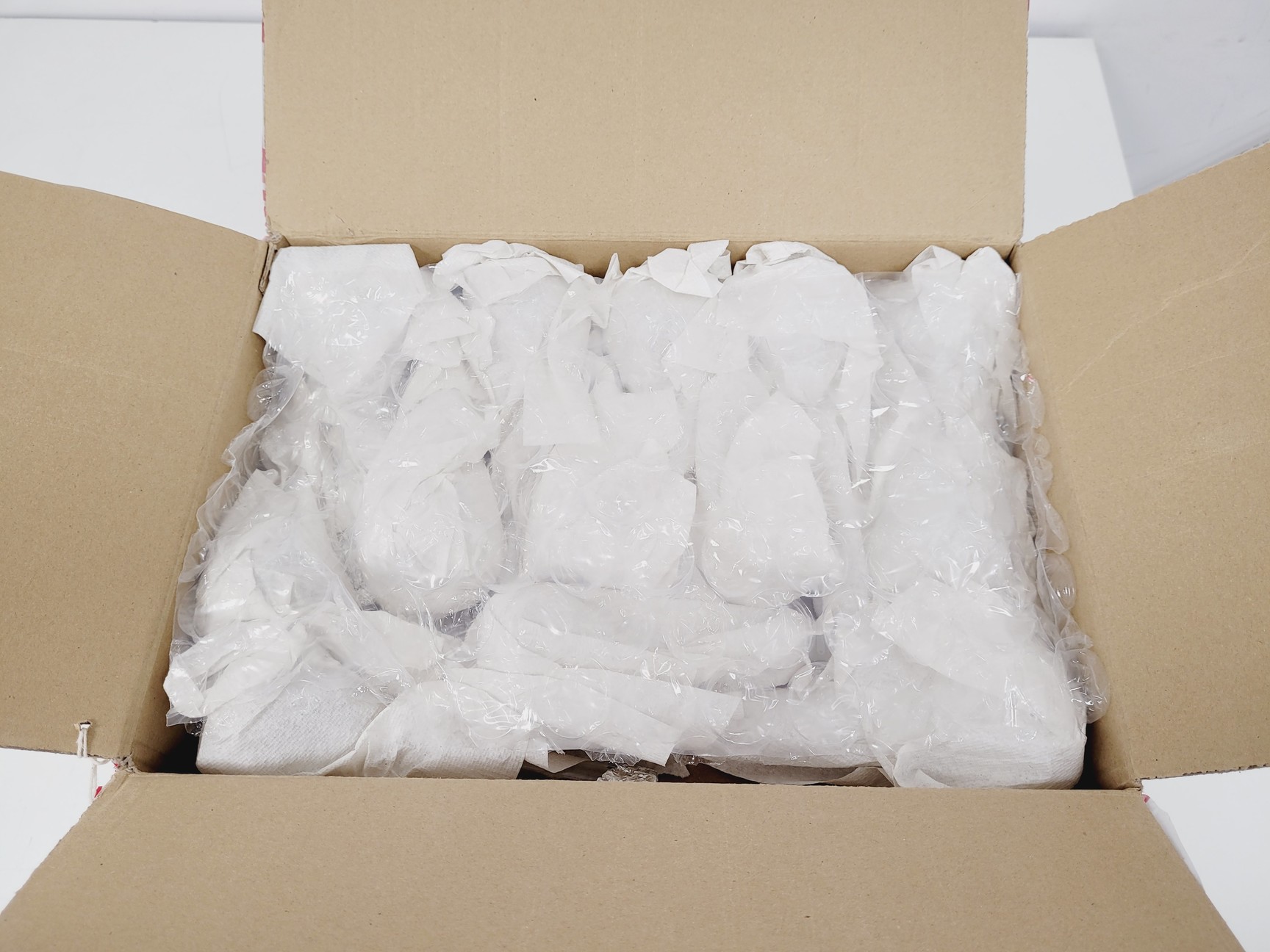 Image of Large Lot of Volumetric Laboratory Flasks - Various Sizes - 50-1000ml Lab