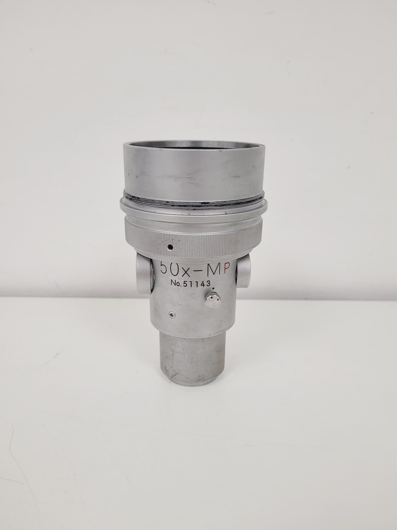 Image of Nikon Profile Projector Model V-16C Shadowgraph with 5 x Objectives Lab