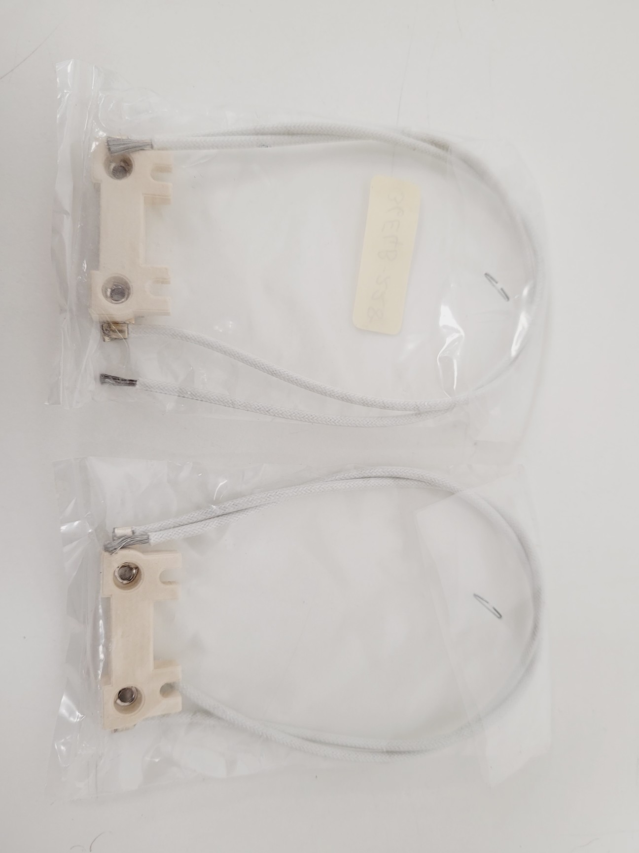 Image of Nikon Profile Projector Model V-16C Shadowgraph with 5 x Objectives Lab