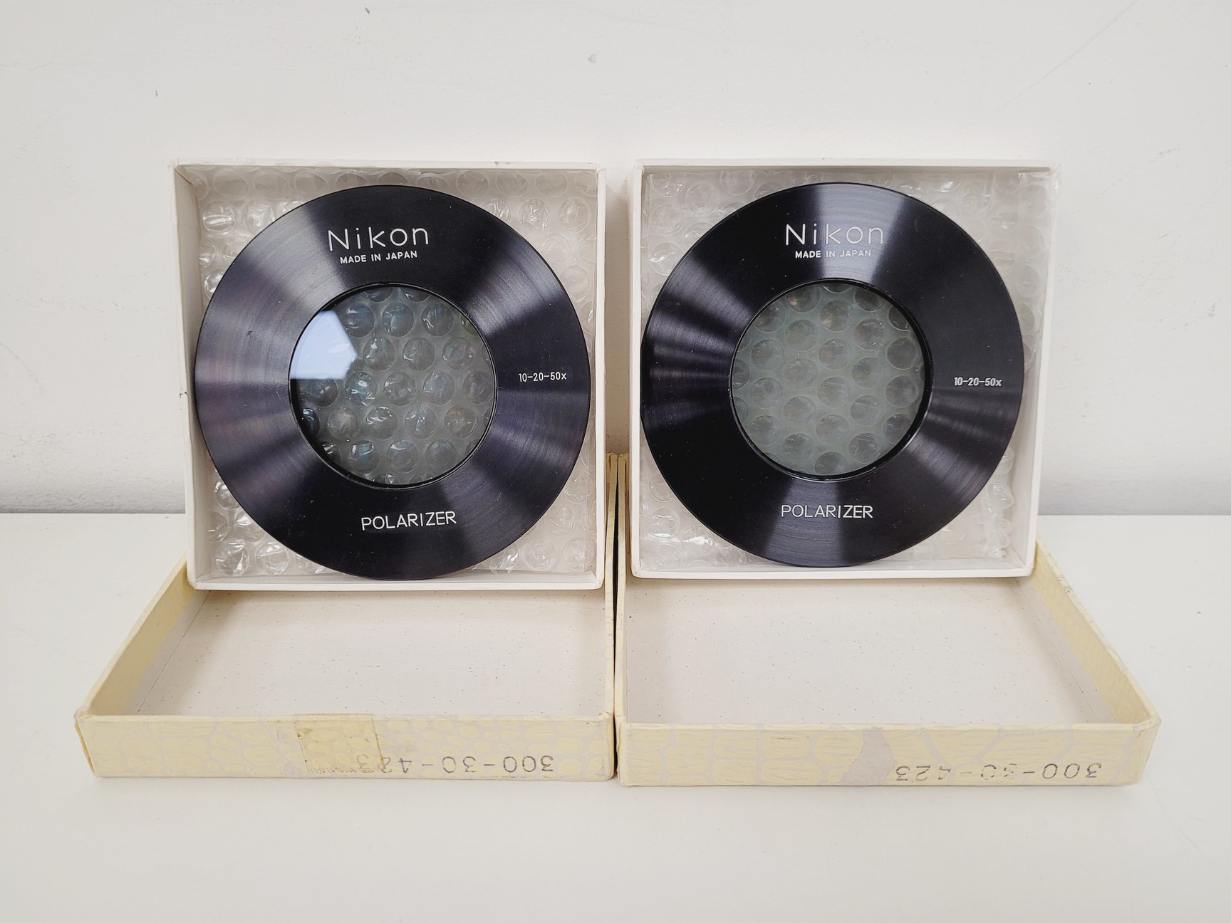 Image of Nikon Profile Projector Model V-16C Shadowgraph with 5 x Objectives Lab