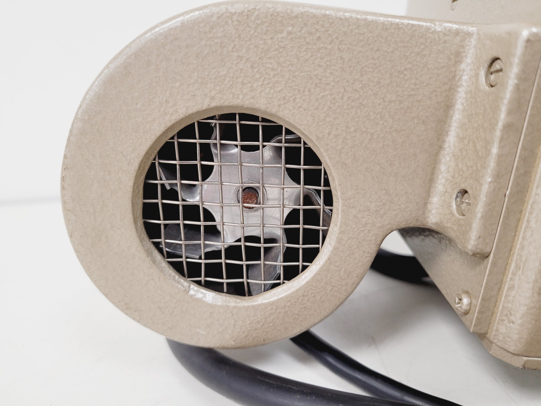 Image of Nikon Profile Projector Model V-16C Shadowgraph with 5 x Objectives Lab