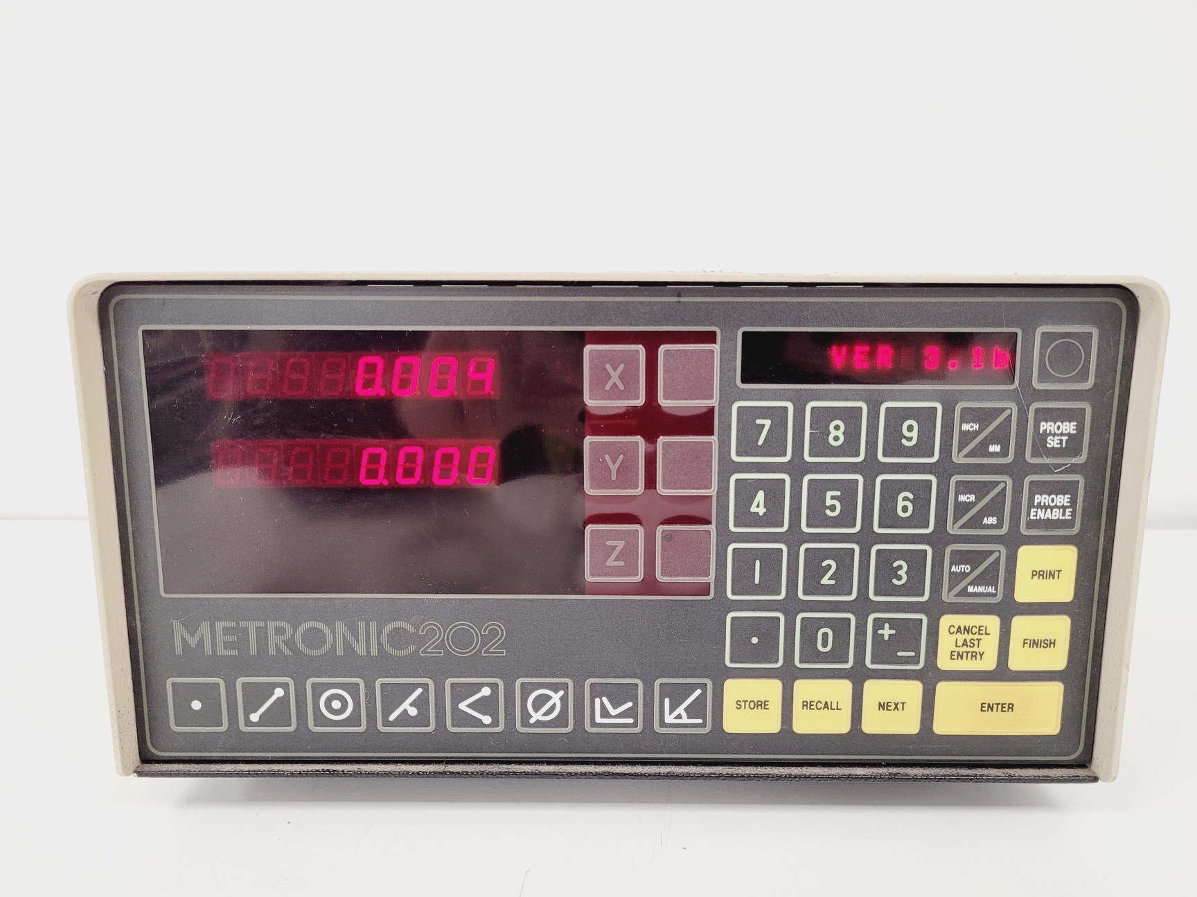 Image of Nikon Profile Projector Model V-16C Shadowgraph with 5 x Objectives Lab