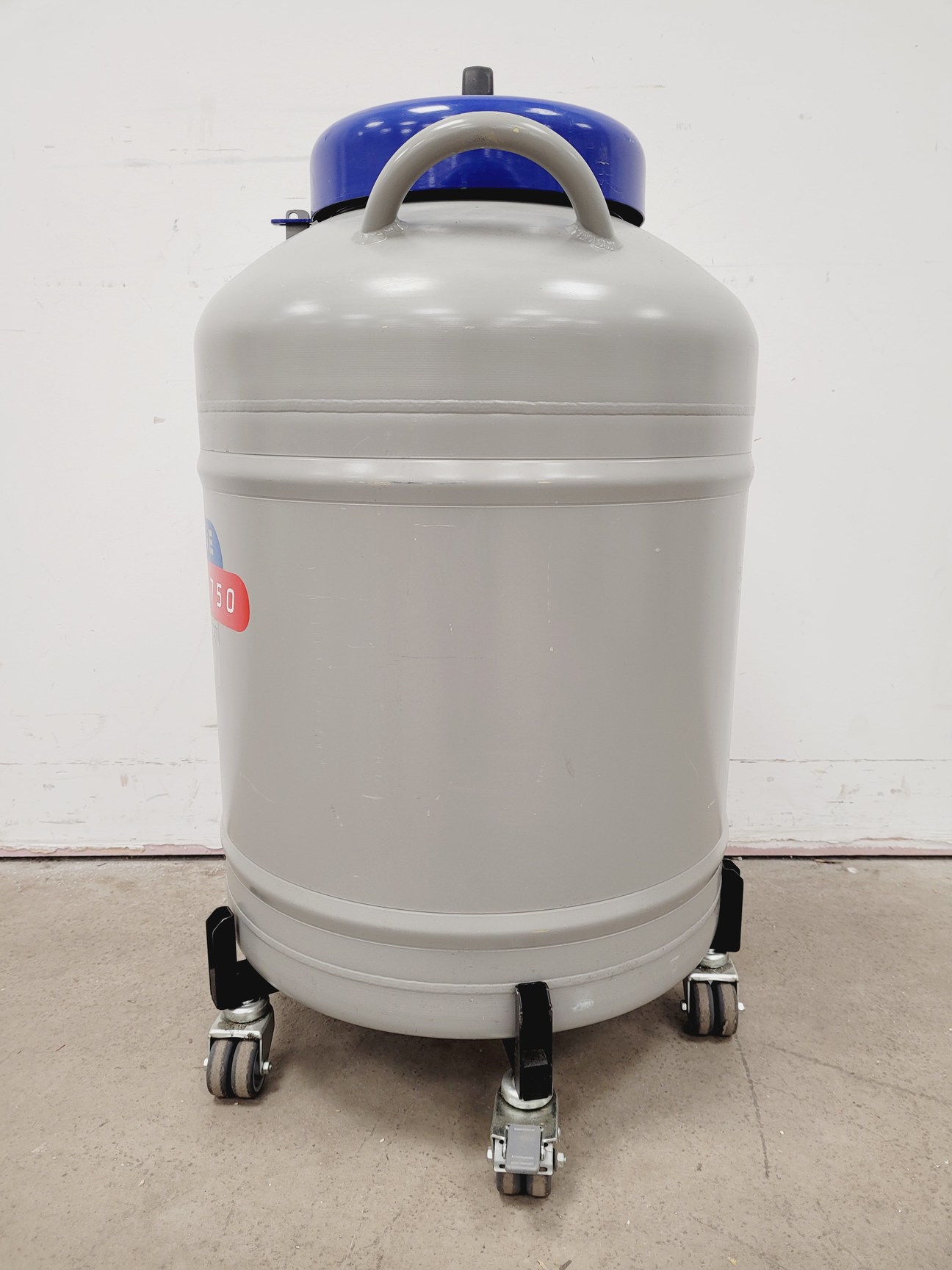 Image of Statebourne Biorack Model 750 35L Liquid Nitrogen Dewar w/ Trolley & Racking Lab