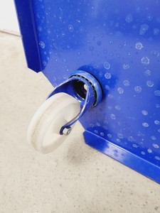 Thumbnail image of Statebourne Biorack Model 3000 Liquid Nitrogen Dewar with Trolley Lab