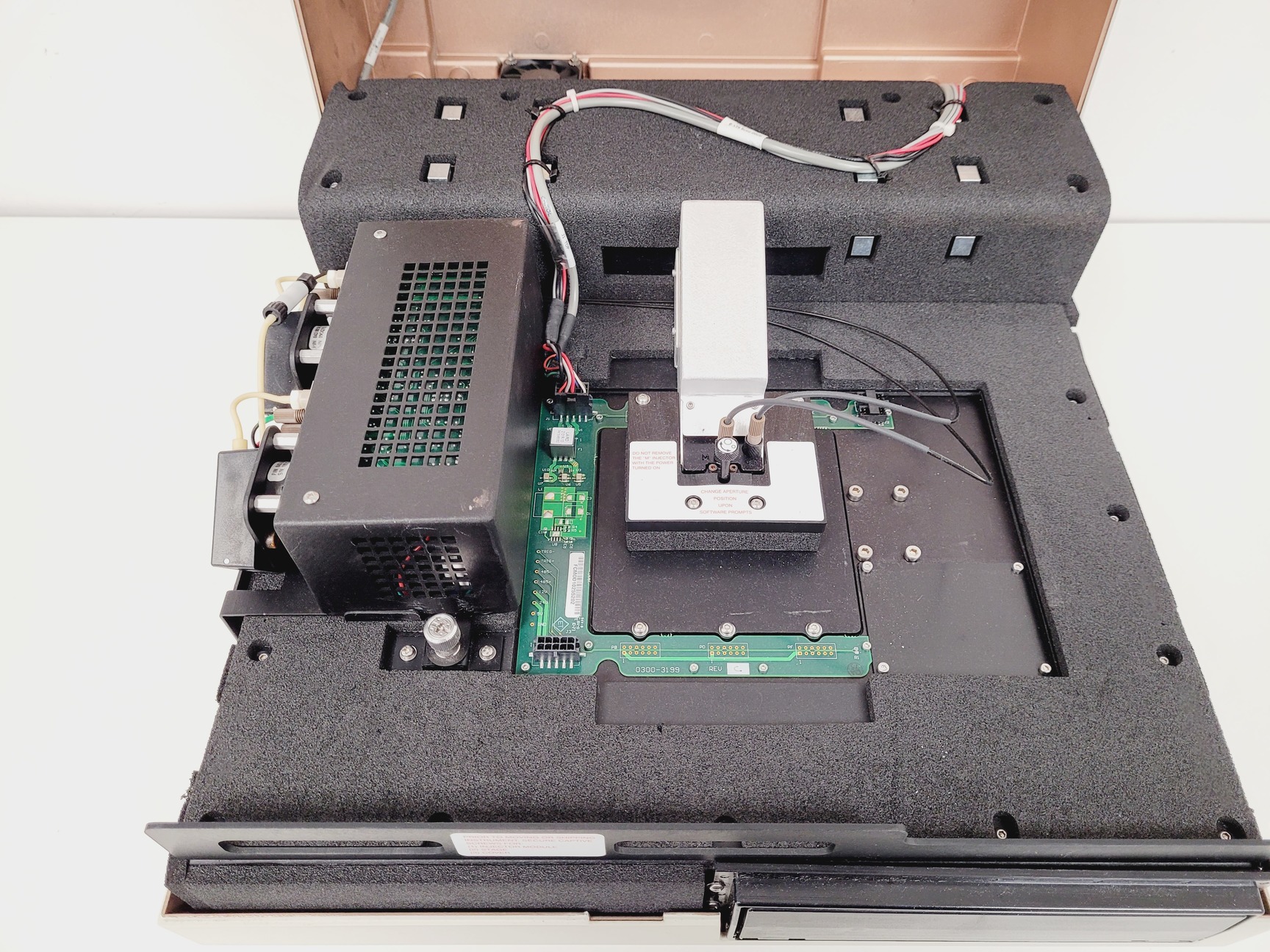 Image of Molecular Devices Spectramax L Microplate Reader Luminometer Lab