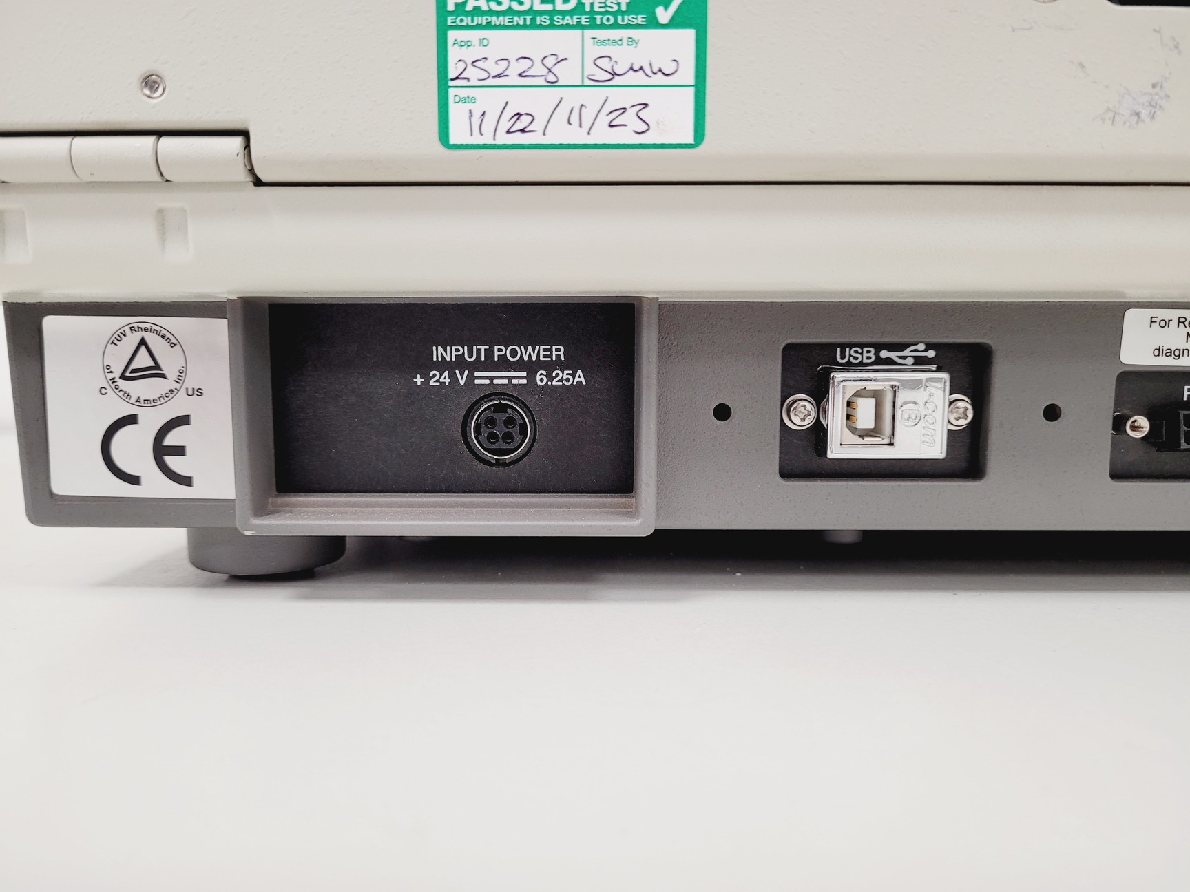 Image of Molecular Devices Spectramax L Microplate Reader Luminometer Lab