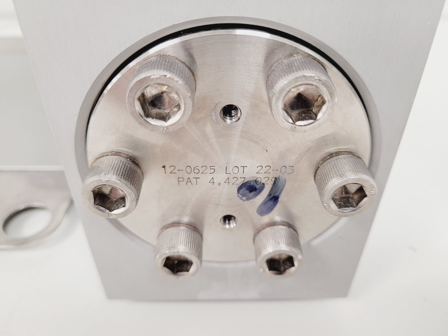 Image of Antec Scientific Alexys 100 LC-EC System Lab - LC 100, AC 100, LC 110, AS 100