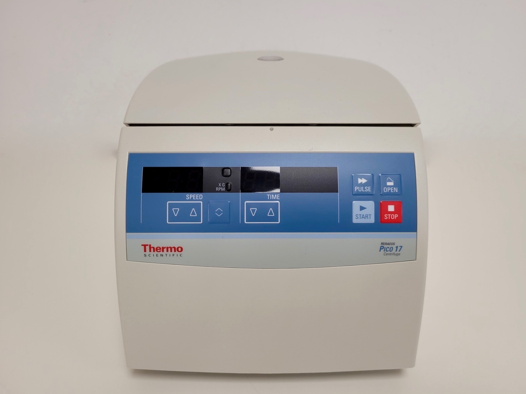 Image of Thermo Scientific Heraeus Pico 17 Benchtop Laboratory Centrifuge 13300rpm Lab