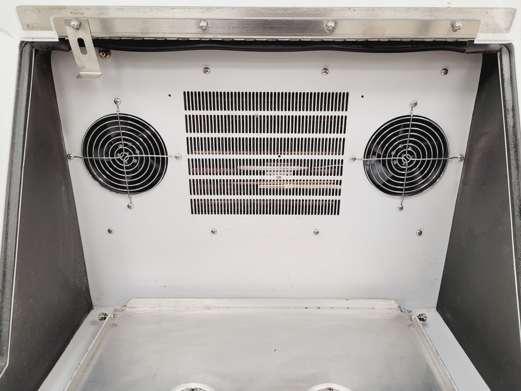Image of Barnstead International Max Q 4000 Laboratory Incubator Shaker SHKA4000-8CE  Lab