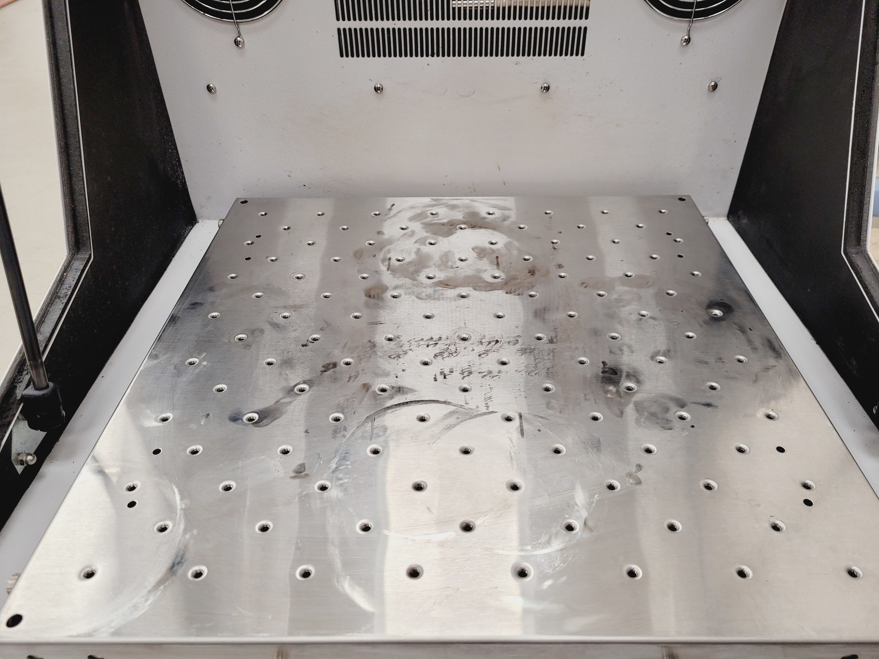 Image of Barnstead International Max Q 4000 Laboratory Incubator Shaker SHKA4000-8CE  Lab