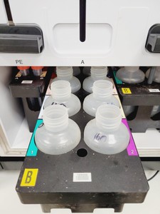 Thumbnail image of Illumina HiSeq 2500 Genome Sequencer Lab