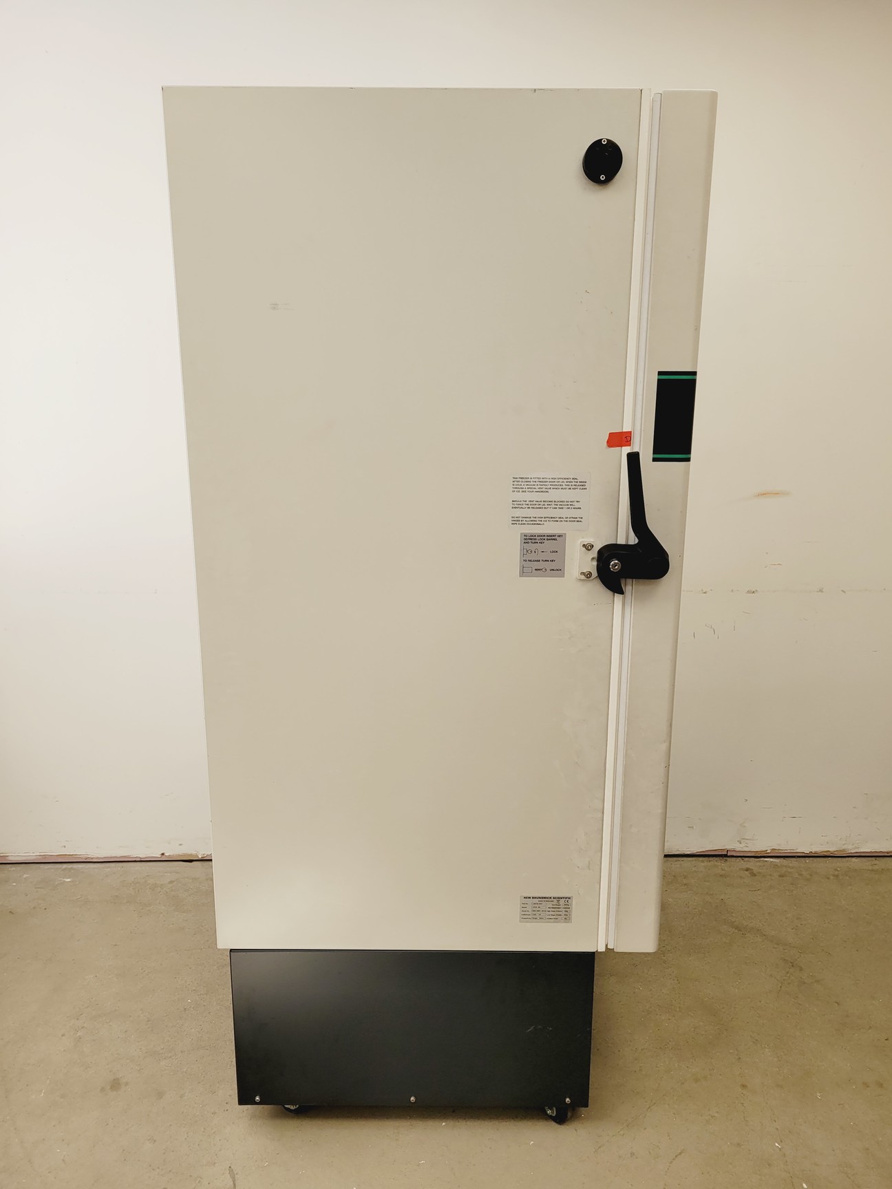 Image of New Brunswick Scientific U535 -86 Ultra Low Temperature Laboratory Freezer Lab